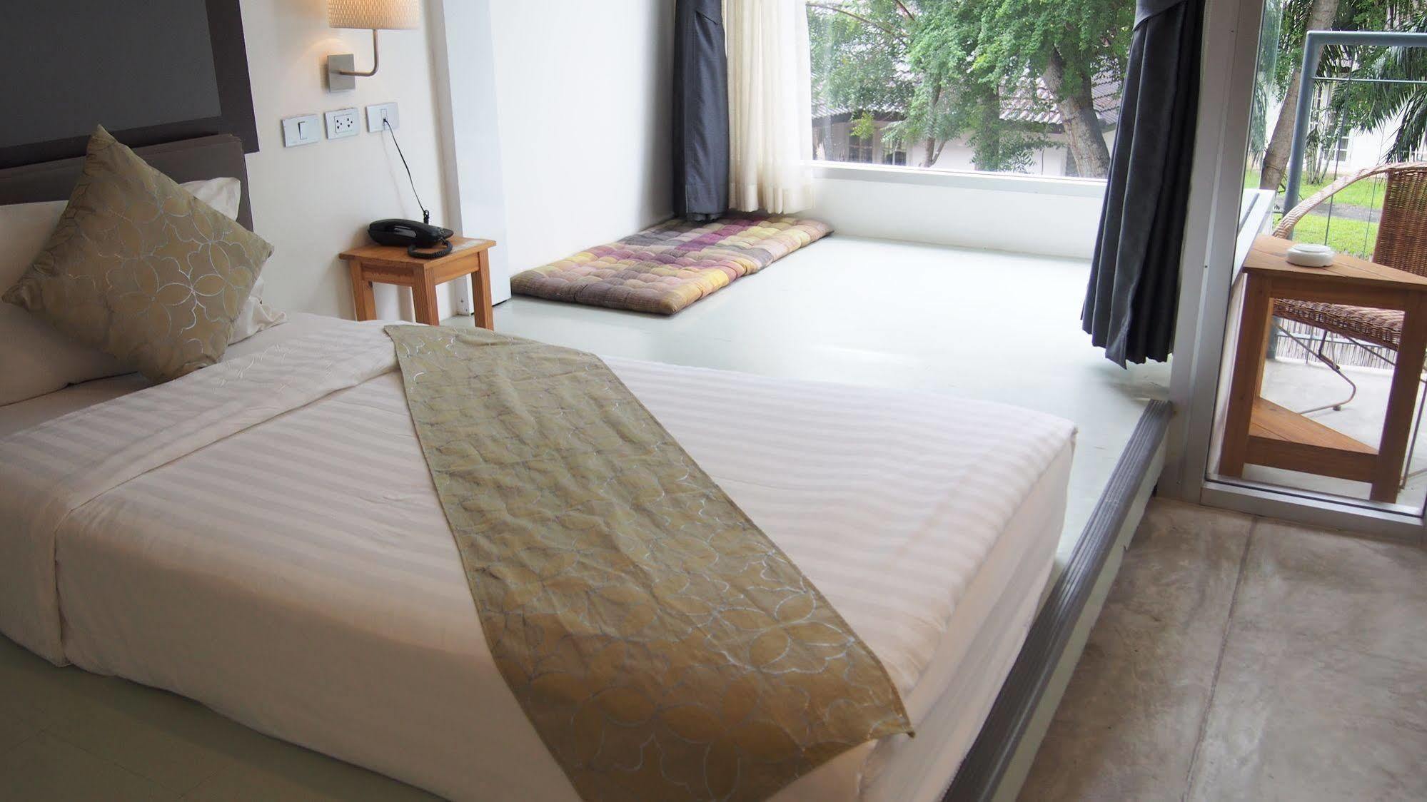 Hotel Lg Lemon Grass Na Chom Thian Exterior foto